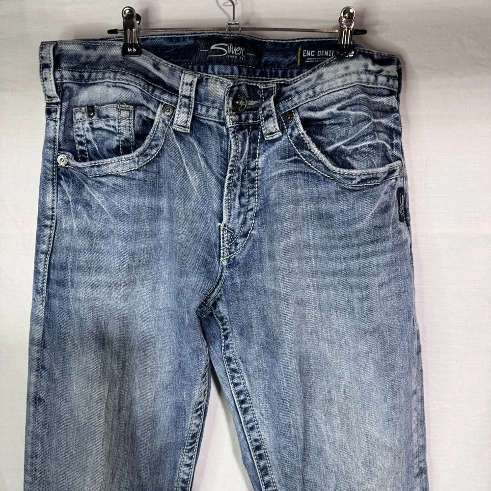 Silver Jeans Eddie light wash jeans Size 31x34